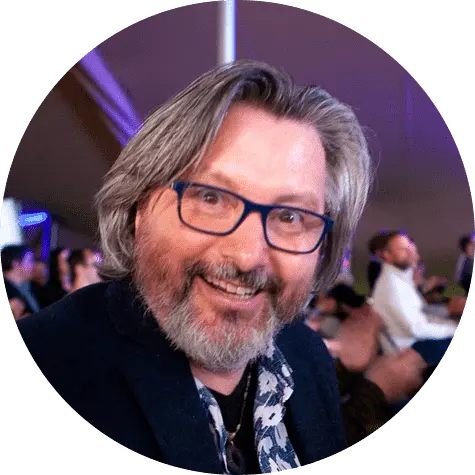 a photo of Ru Howe, Inventor of Stornaway, at an awards ceremony